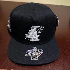 TWNTY-TWO BLACK WHITE LA LOS ANGELES TEAM PRIDE SNAPBACK HAT